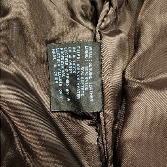 Vintage Kenneth Cole Leather Jacket With Removable Polyester Vest Lining - Picture 14 of 16